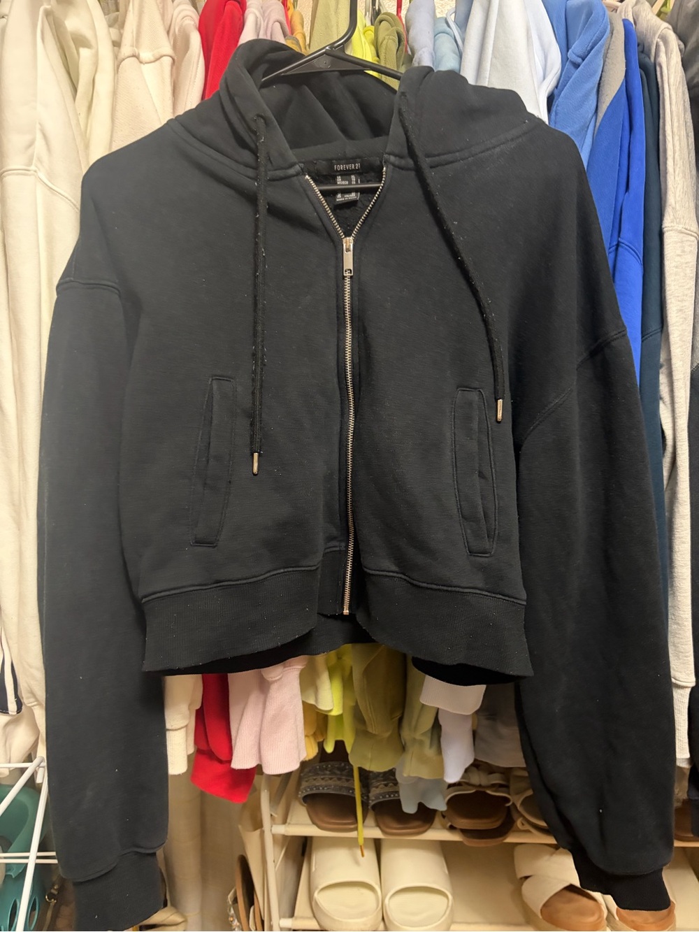 Forever 21 Black Cropped Zip-Up Hoodie